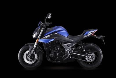 QJ Motor SRK 700 (2023 - 25) nuova