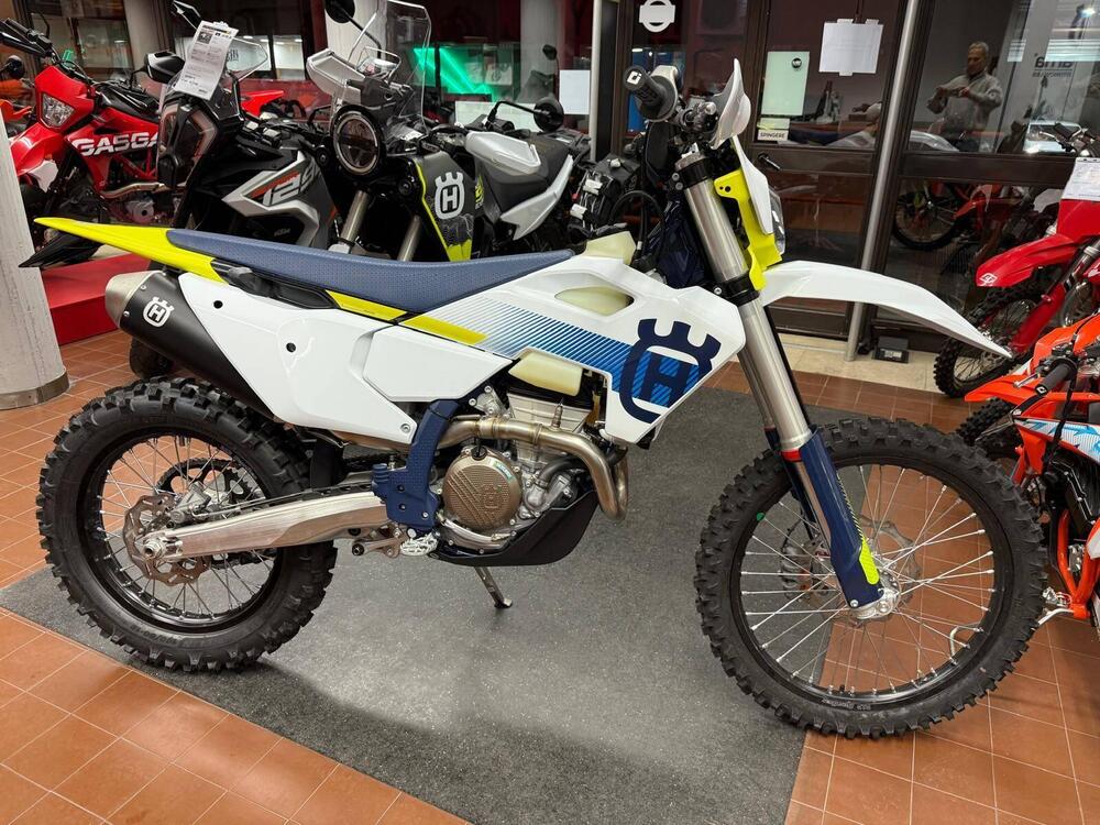 Husqvarna FE 250 (2024)
