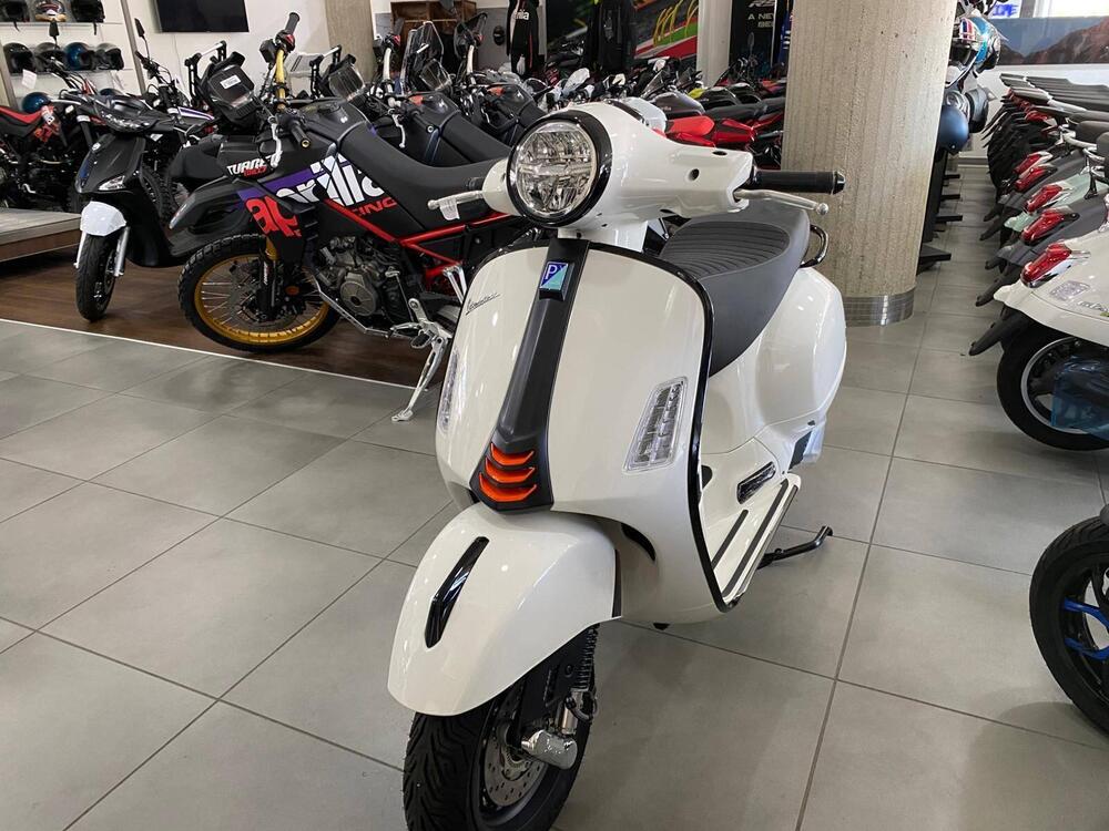 Vespa GTS 310 Supersport (2025 - 26) (3)