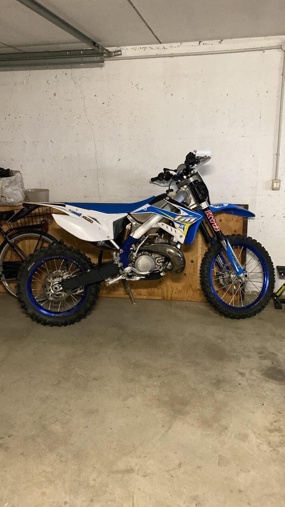 Tm Moto EN 300 (2017) (2)