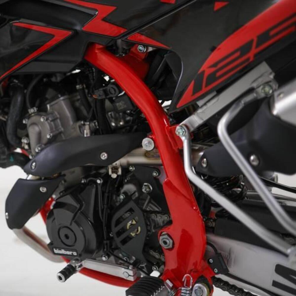 Swm SM 125 R (2025 - 26) (12)