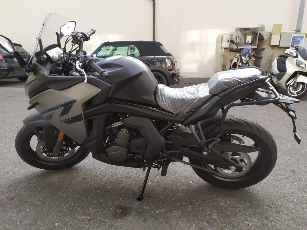 CFMOTO 650GT (2021 - 26) (6)