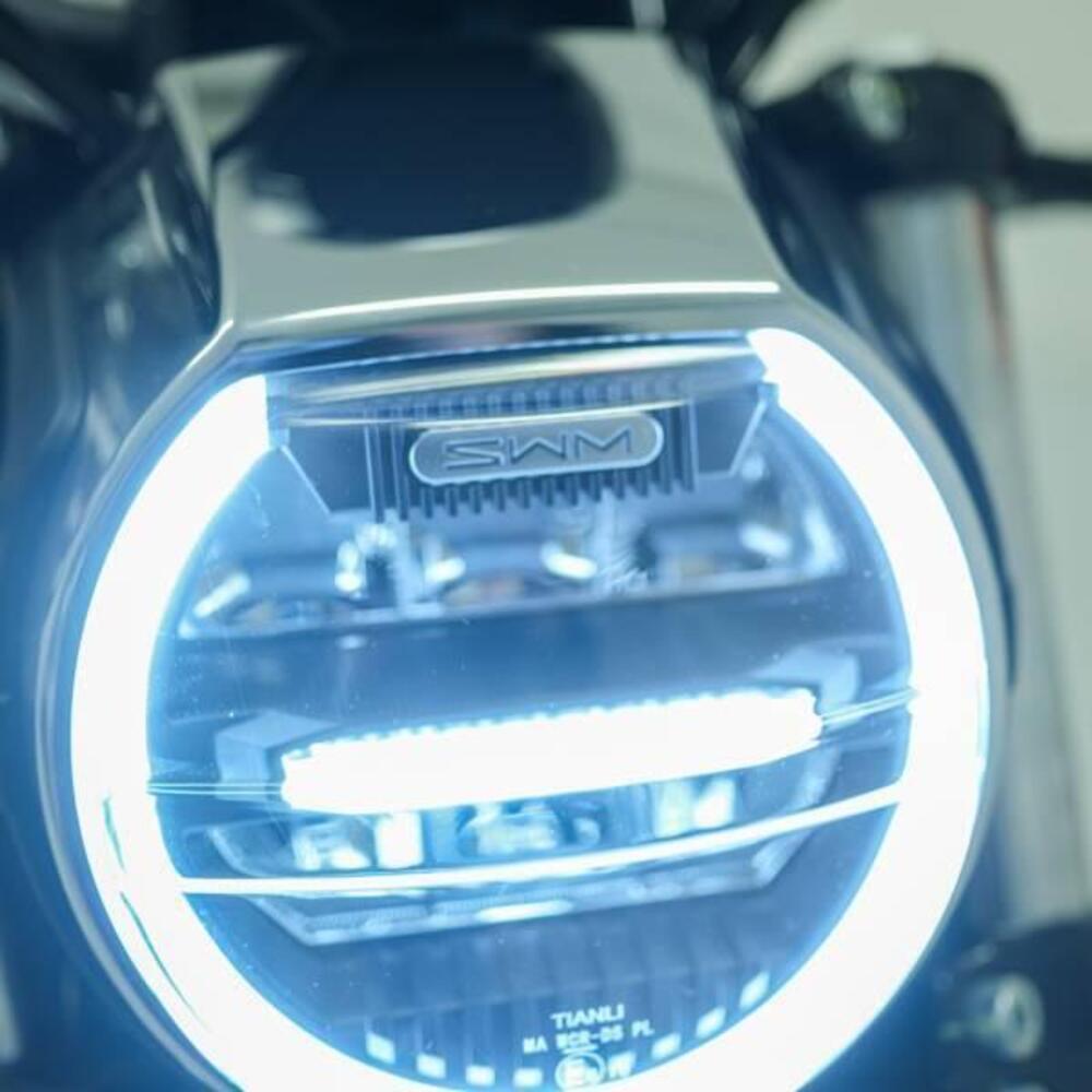 Swm Stormbreaker V1200 (2026) (6)