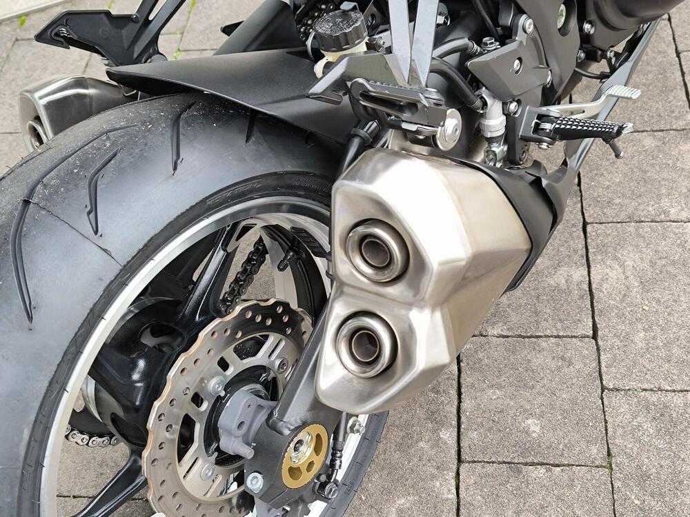 Kawasaki Z 1000 (2010 - 13) (6)