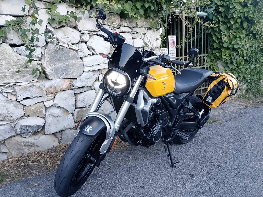 Voge Trofeo 350AC (2022 - 26) (12)