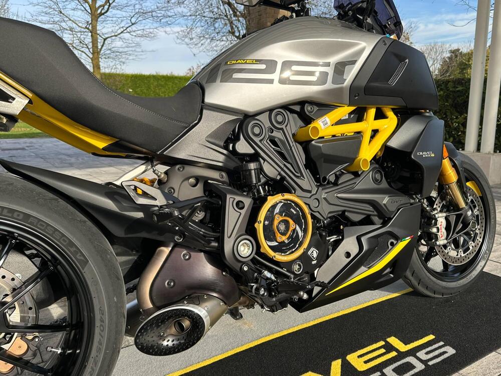 Ducati Diavel 1260 S (2021 - 22) (2)