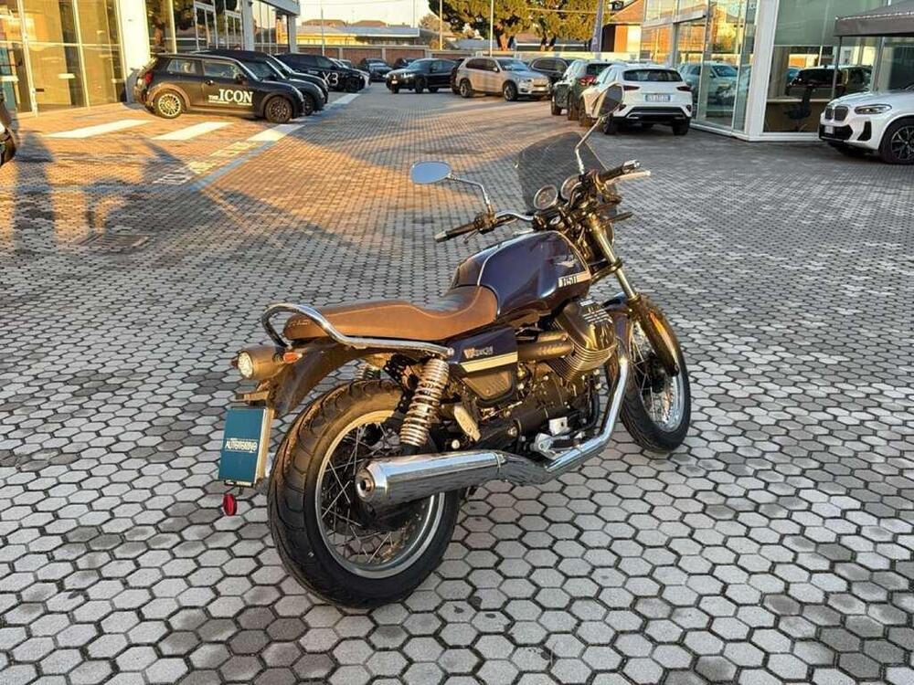 Moto Guzzi V7 850 Stone Special Abs (2021) (5)