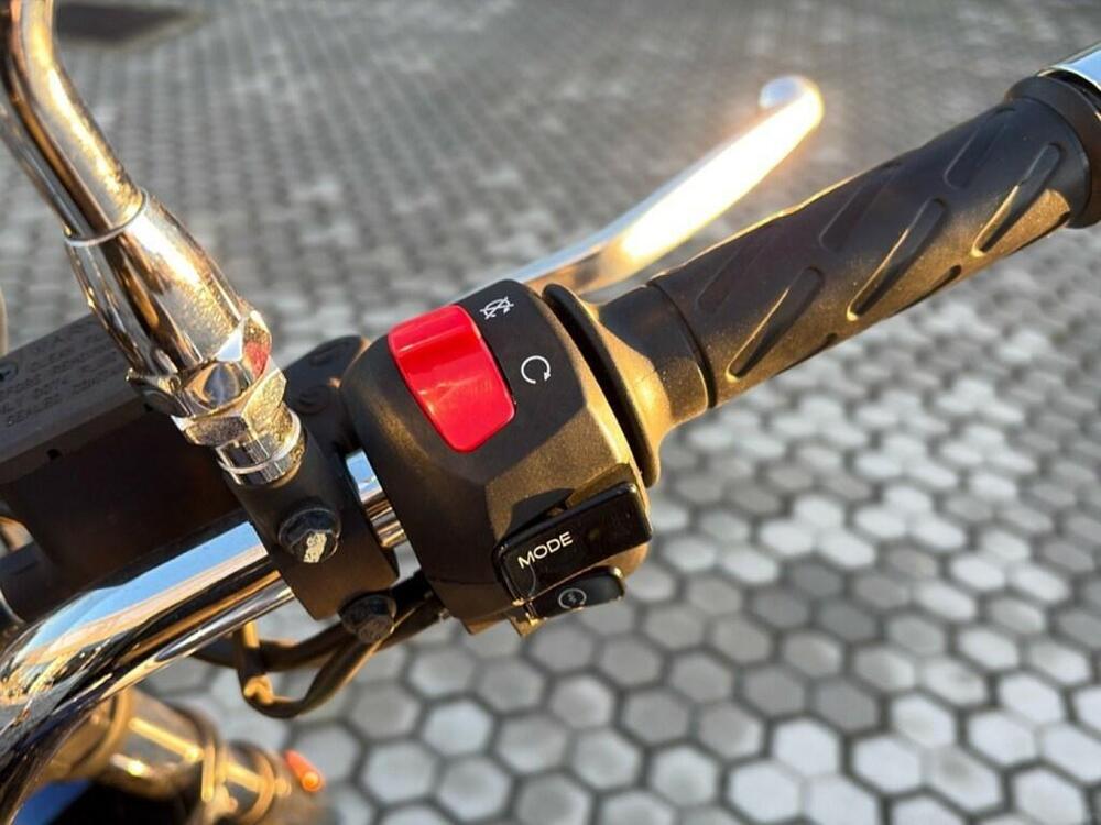 Moto Guzzi V7 850 Stone Special Abs (2021) (10)