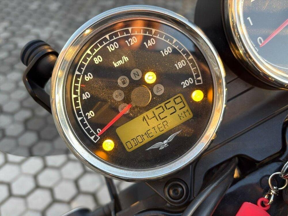 Moto Guzzi V7 850 Stone Special Abs (2021) (11)