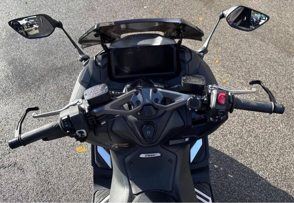 Yamaha T-Max 560 (2022 - 24) (7)