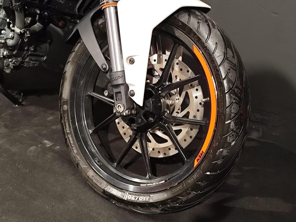 KTM 125 Duke ABS (2017 - 20) (19)