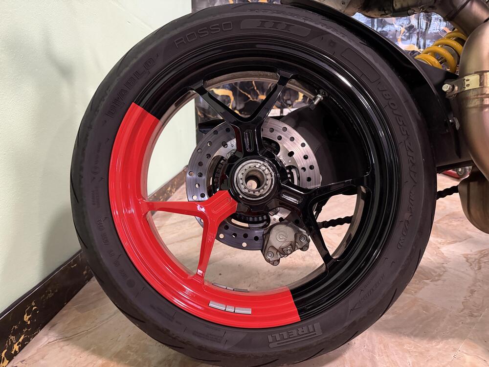 Ducati Hypermotard 950 RVE (2022 - 25) (6)