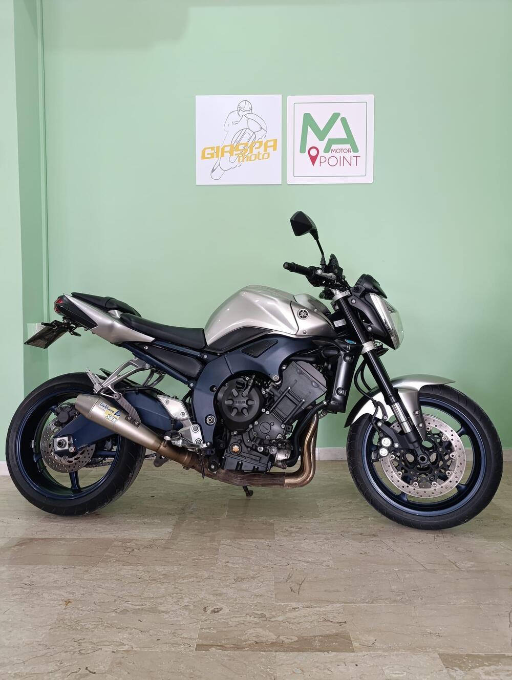 Yamaha FZ1 (2006 - 16) (2)