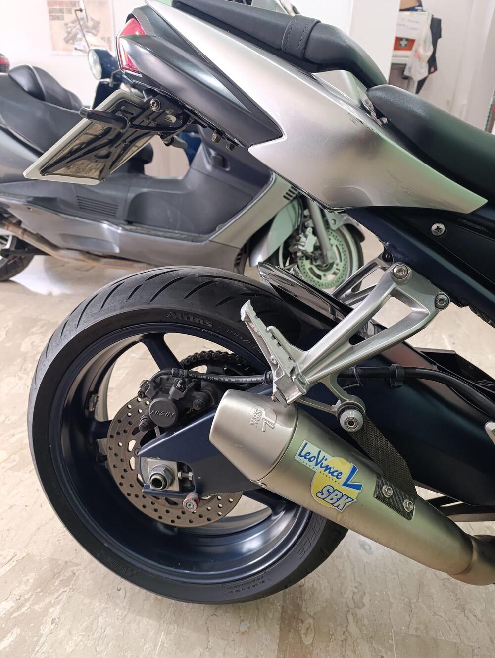 Yamaha FZ1 (2006 - 16) (7)