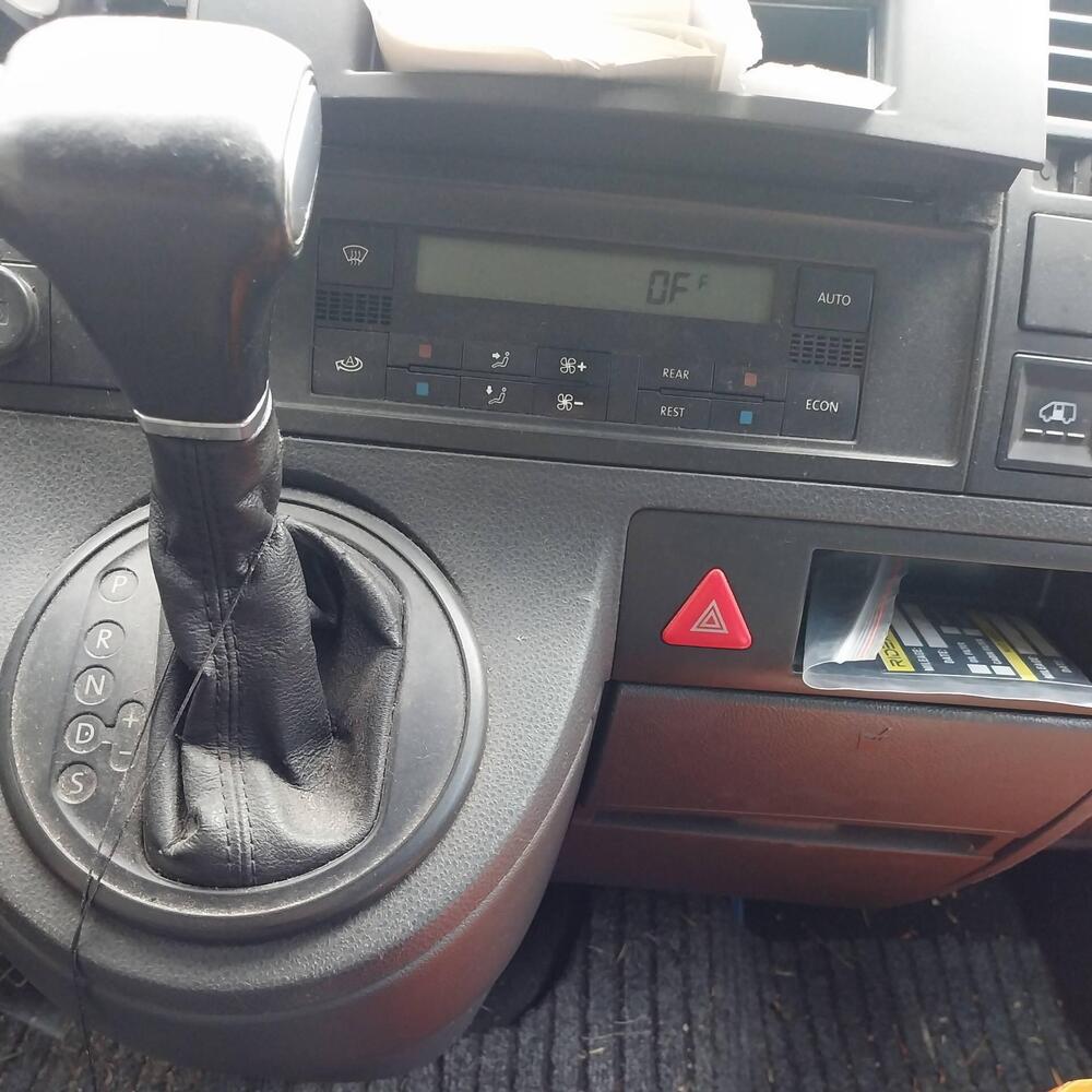 Volkswagen Veicoli Commerciali Multivan usata a Genova (6)