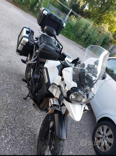 Triumph Tiger Explorer XC 1215 ABS (2011 - 16) usata