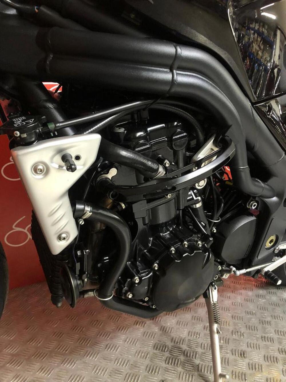 Triumph Speed Triple 1050 (2005 - 11) (7)