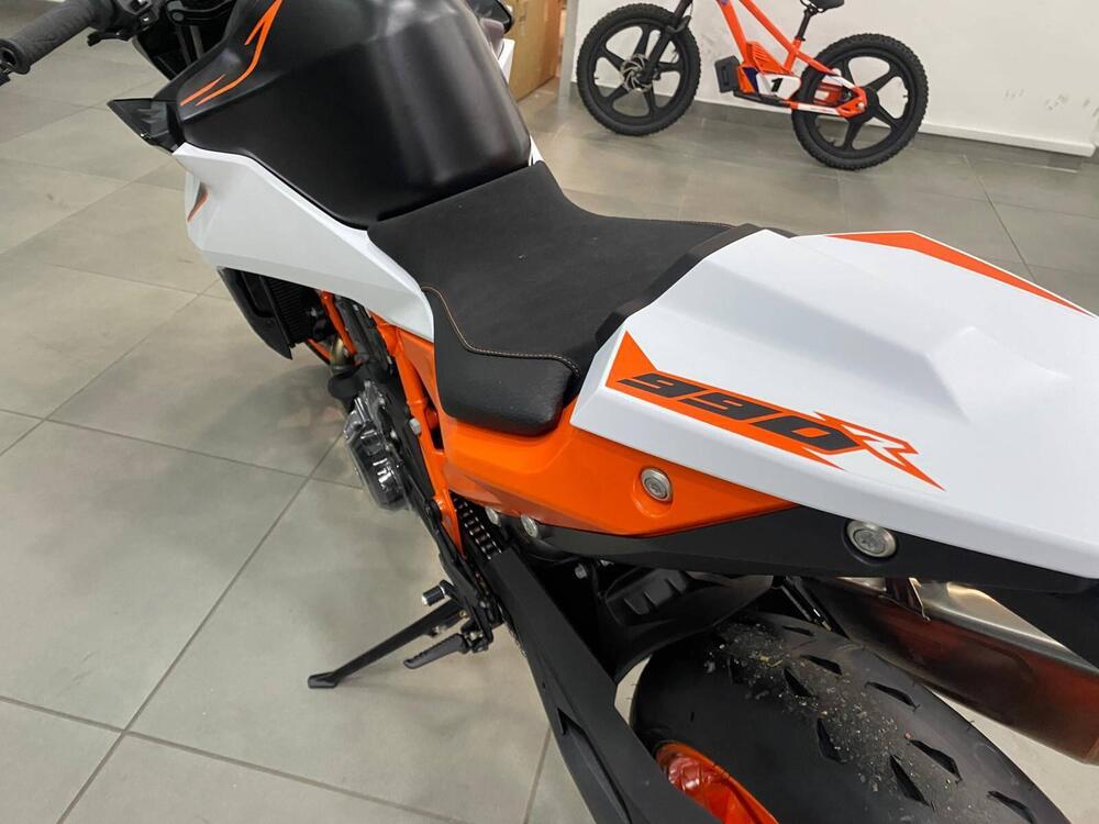 KTM 990 Duke R (2026) (7)