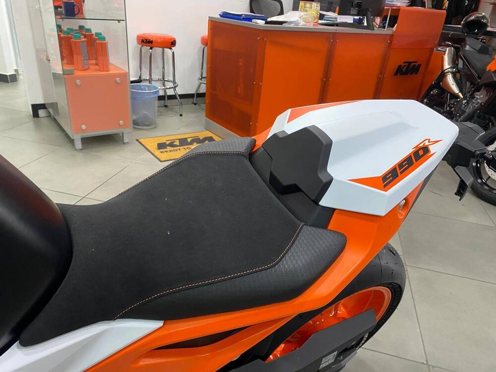 KTM 990 Duke R (2026) (10)