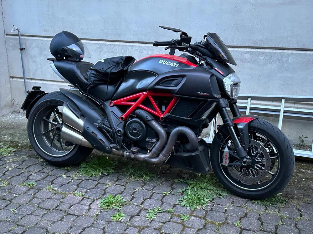 Ducati Diavel 1200 Carbon (2014 - 16)