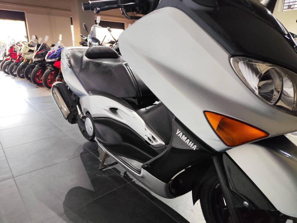 Yamaha T-Max 500 (2001 - 03) (6)