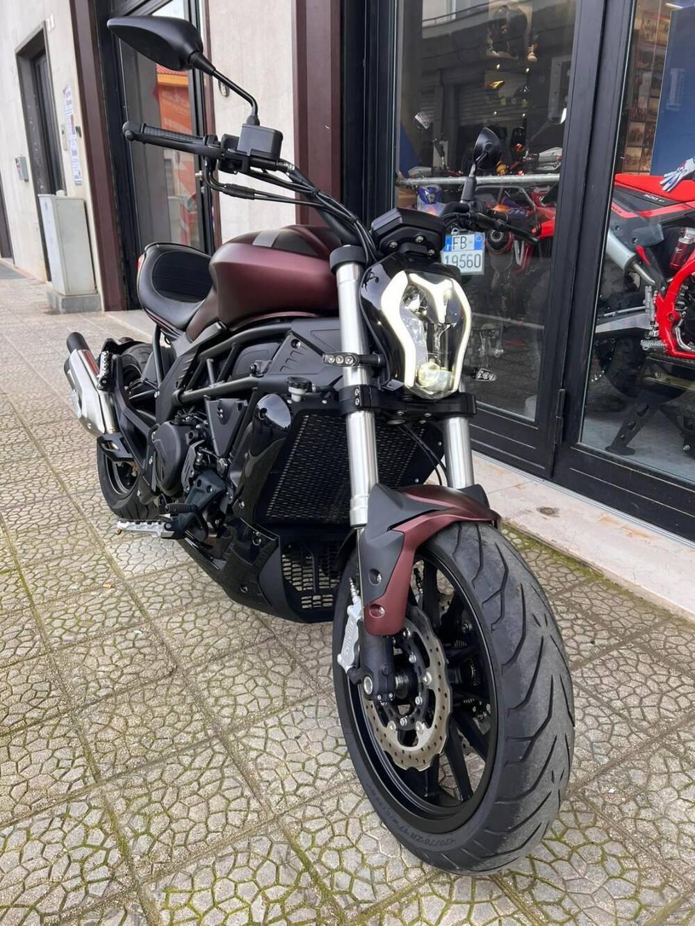 Benelli 502 C (2021 - 25) (2)