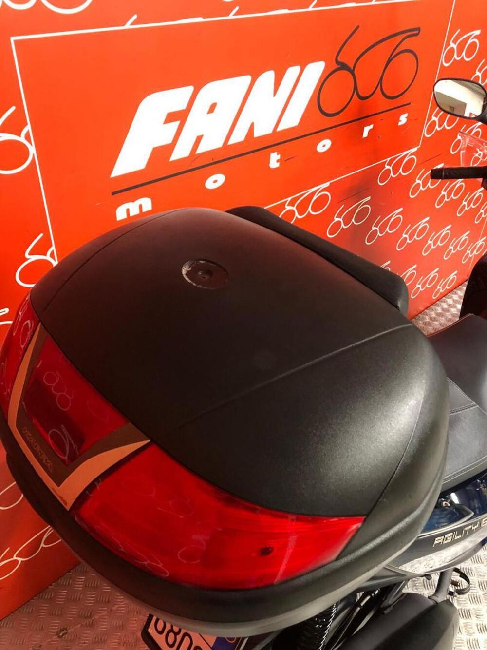 Kymco Agility 300i (2021 - 25) (4)