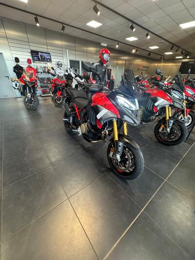 Ducati Multistrada V4 Pikes Peak (2025) usata