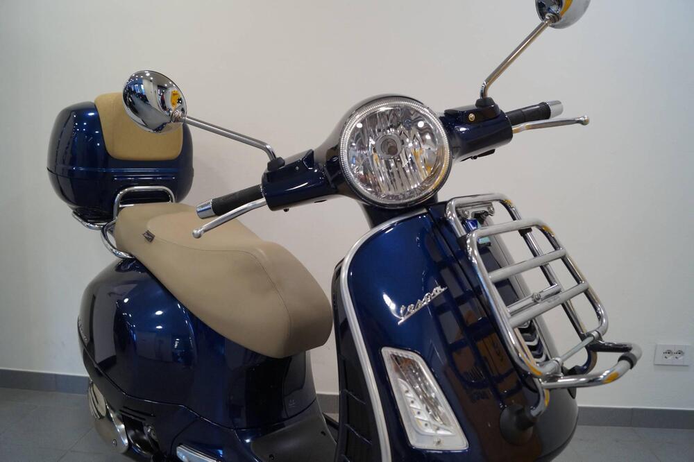 Vespa GTS 300 ABS (2014 - 16) (6)