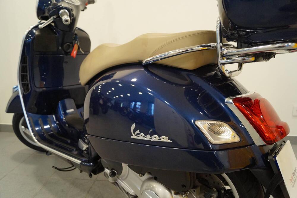 Vespa GTS 300 ABS (2014 - 16) (8)