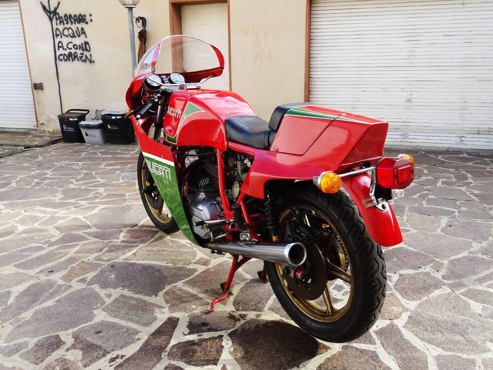 Ducati 900 MHR  Mike Hailwood Replica (6)