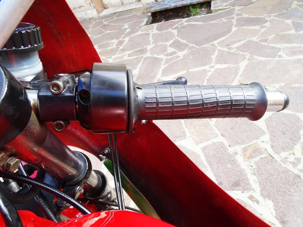 Ducati 900 MHR  Mike Hailwood Replica (19)