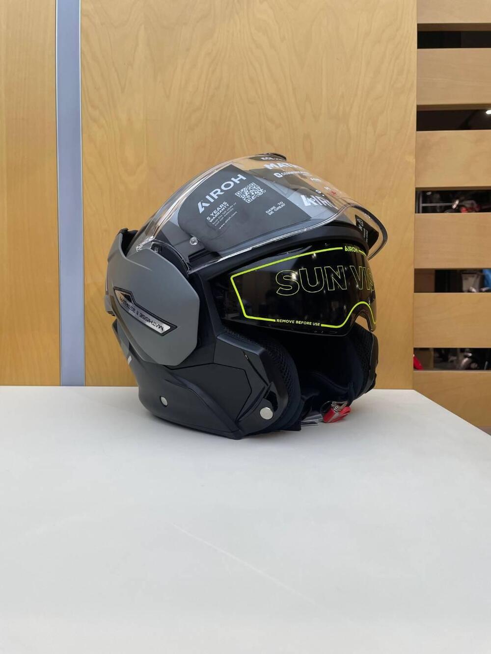 MATHISSE II GREY MATT Airoh (2)