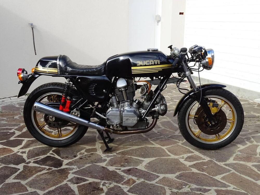 Ducati 900 SS  (4)