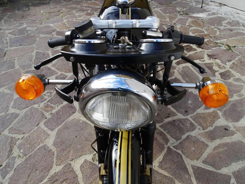 Ducati 900 SS  (13)
