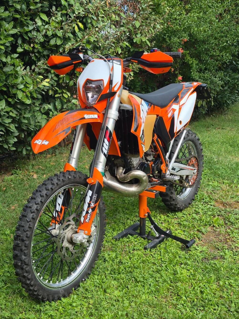 KTM 200 EXC (2012) (2)
