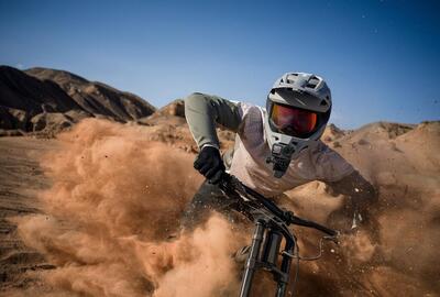 Osmo Action 6, la primera cámara de acción de apertura variable de DJI