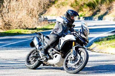 Gli stivali da viaggio secondo Eleveit