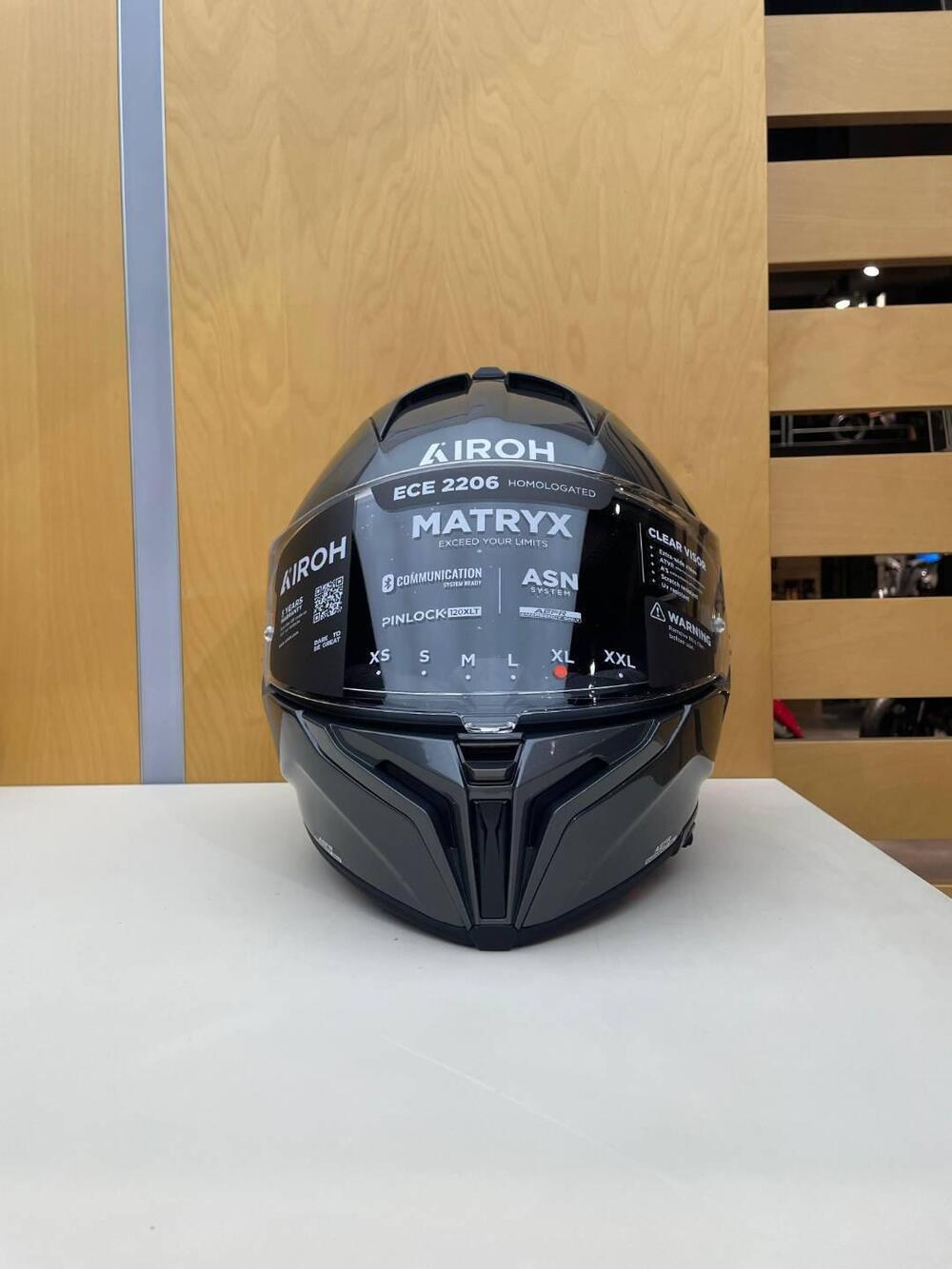 MATRYX ANTRACITE GLOSS Airoh