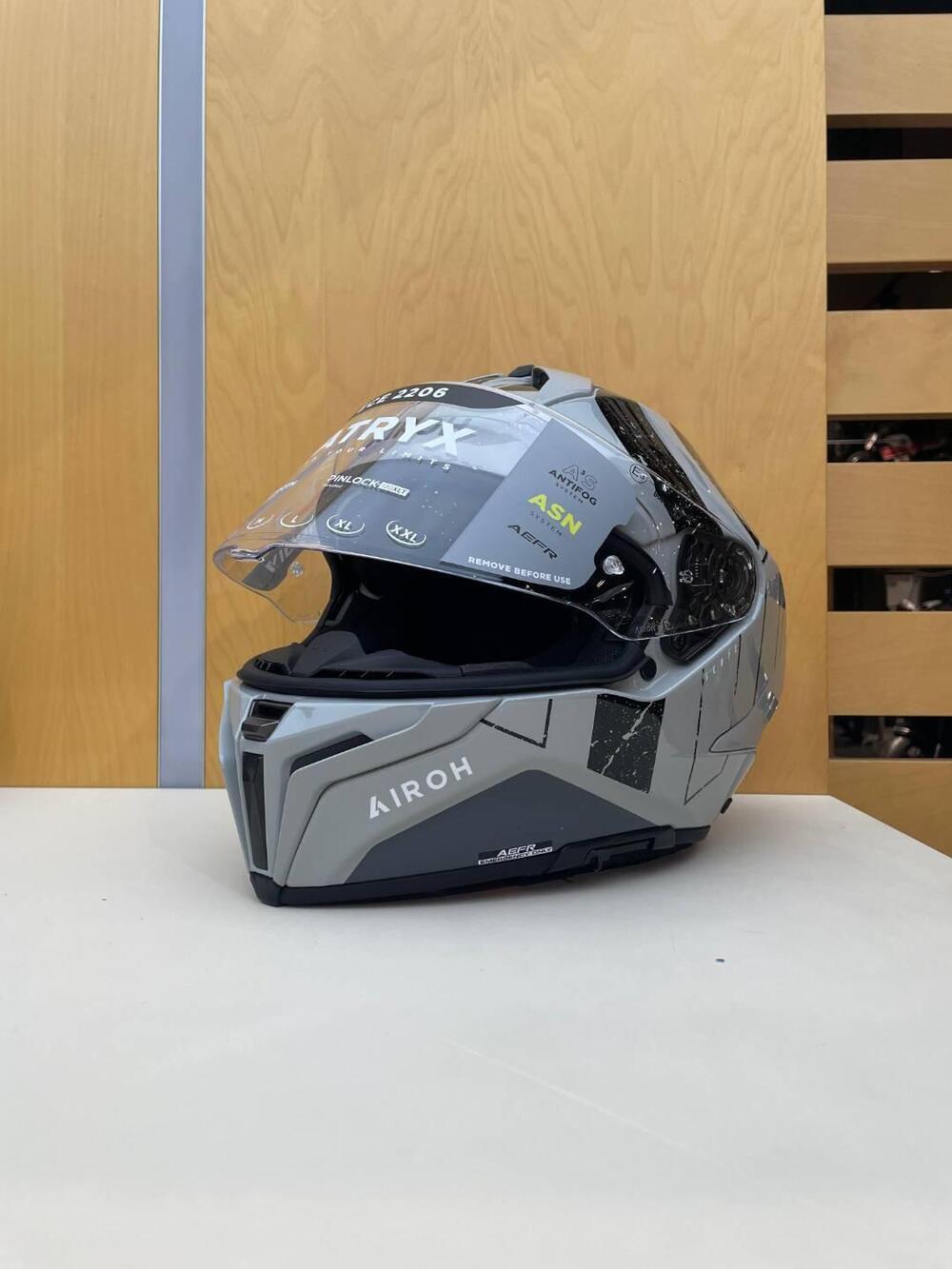 MATRYX SCOPE LIGHT GREY GLOSS Airoh (3)