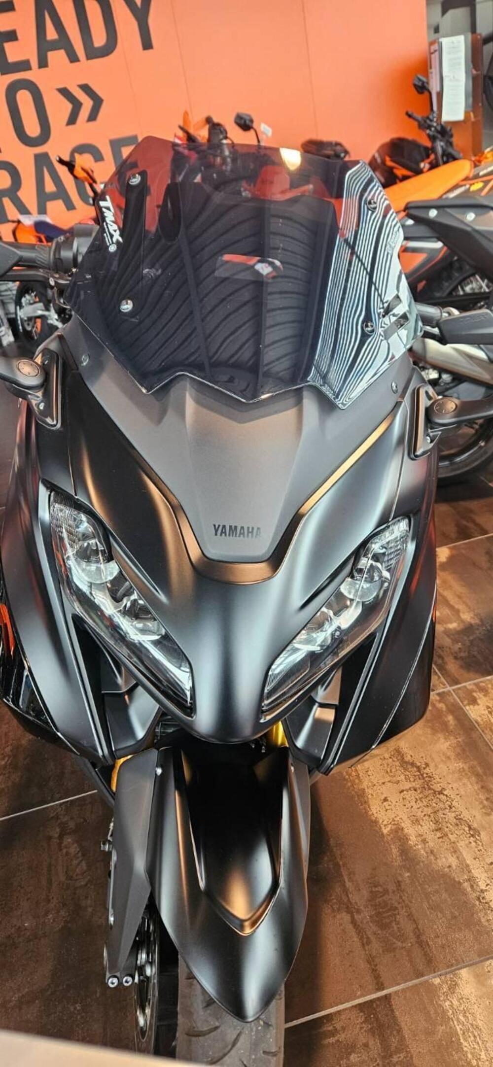 Yamaha T-Max 560 Tech Max (2022 - 24) (12)