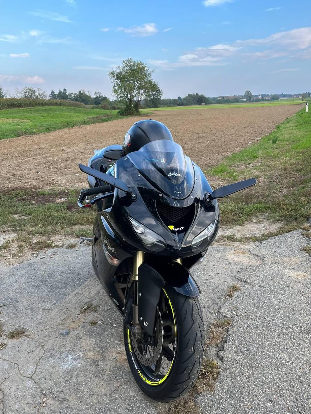 Kawasaki Ninja 1000 ZX-10R (2006 - 07) (3)