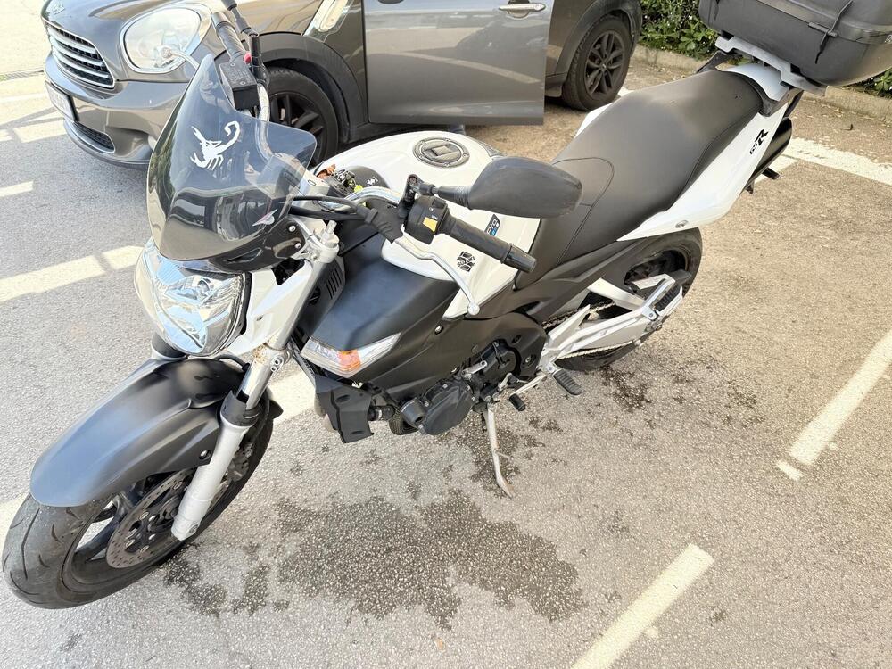 Suzuki GSR 600 (2006 - 11) (5)