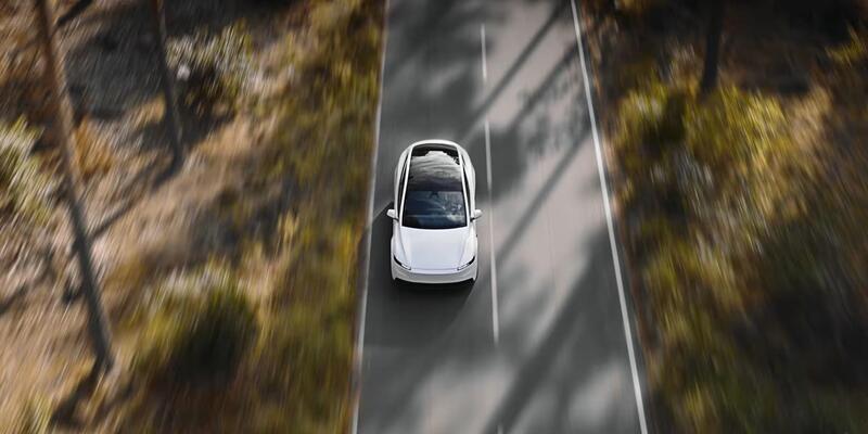 Tesla Model Y Standard