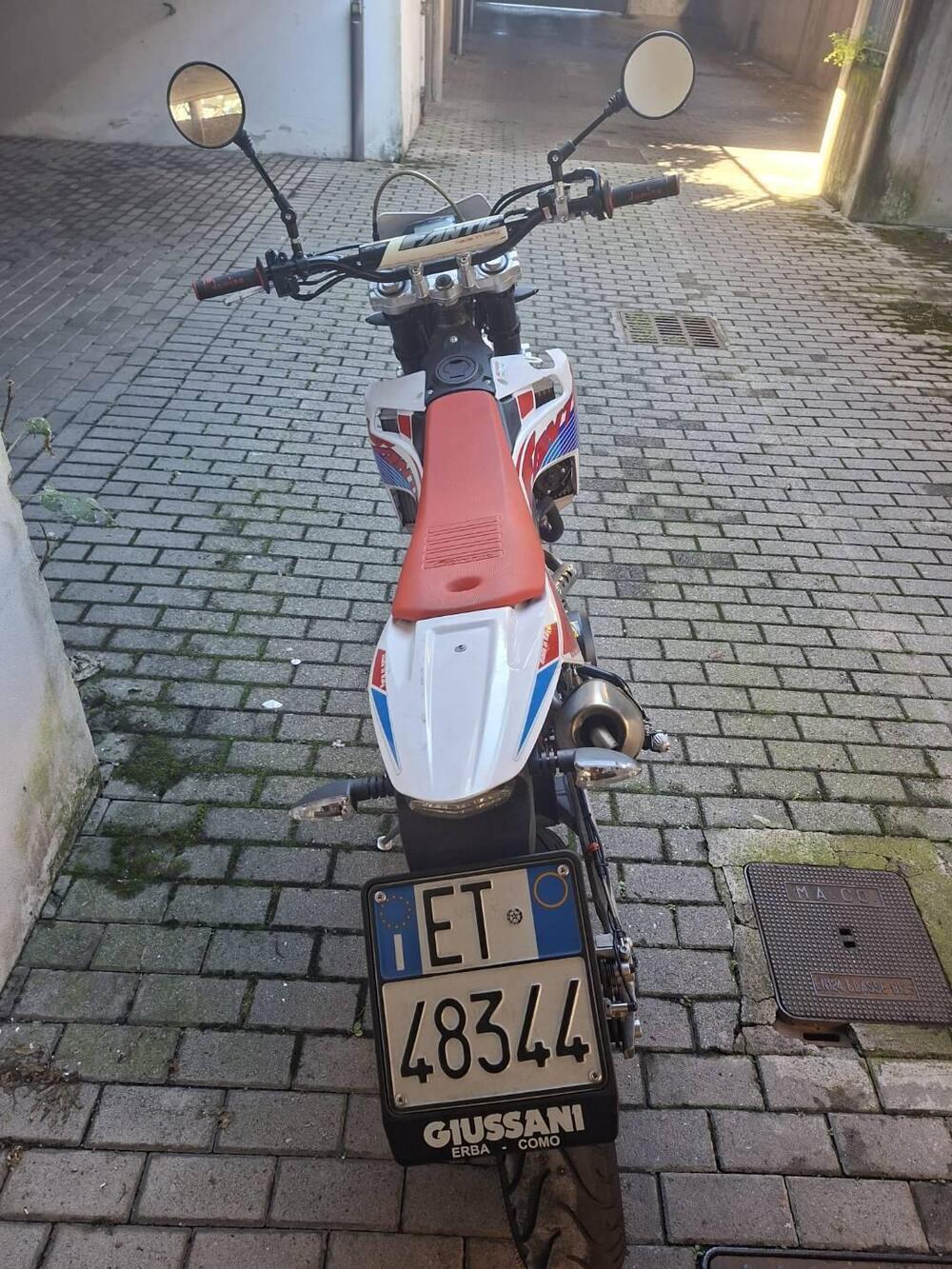 Fantic Motor Motard 125 Performance 4t (2020) (5)