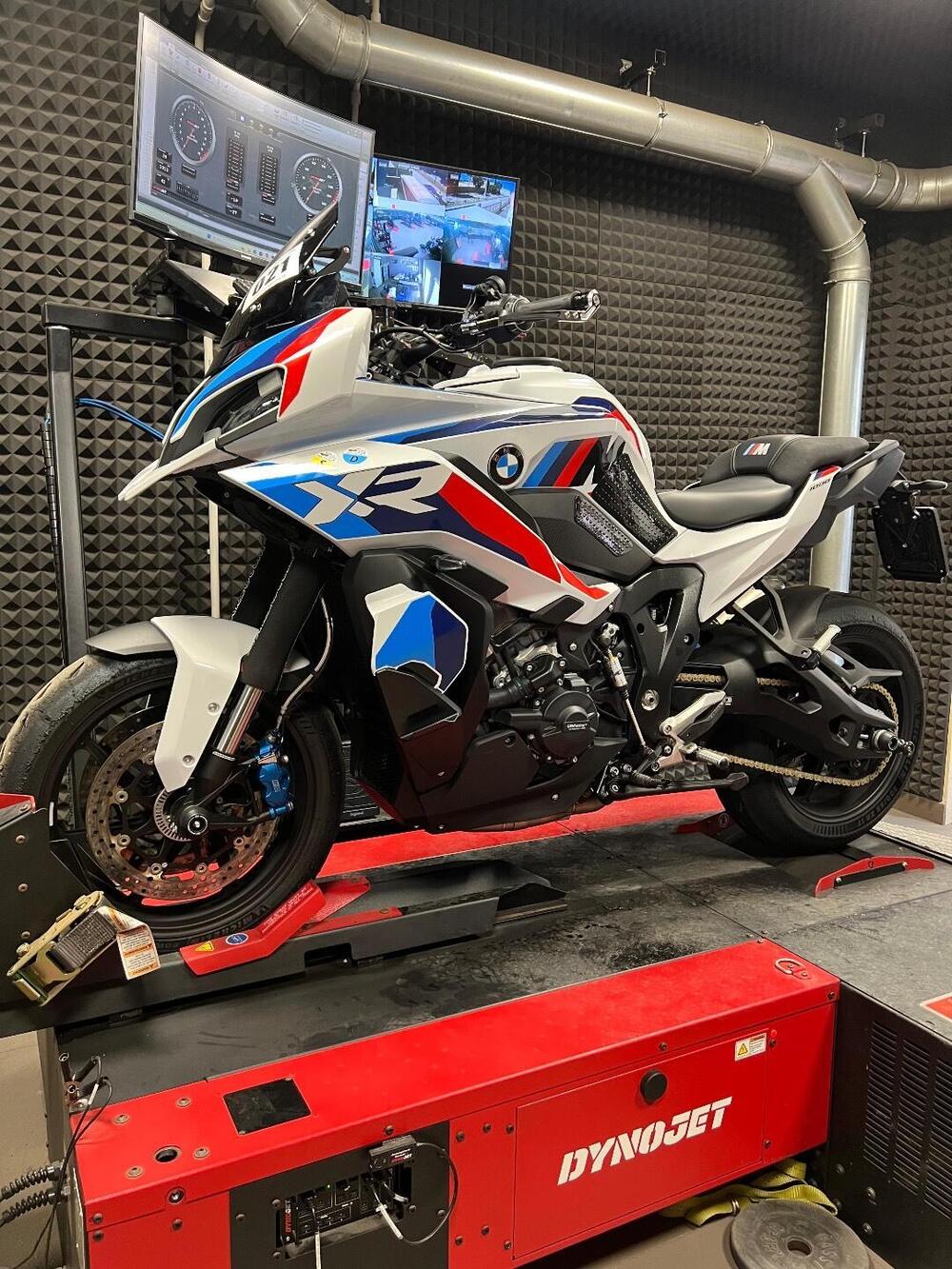 Bmw M 1000 XR (2024 - 26) (7)