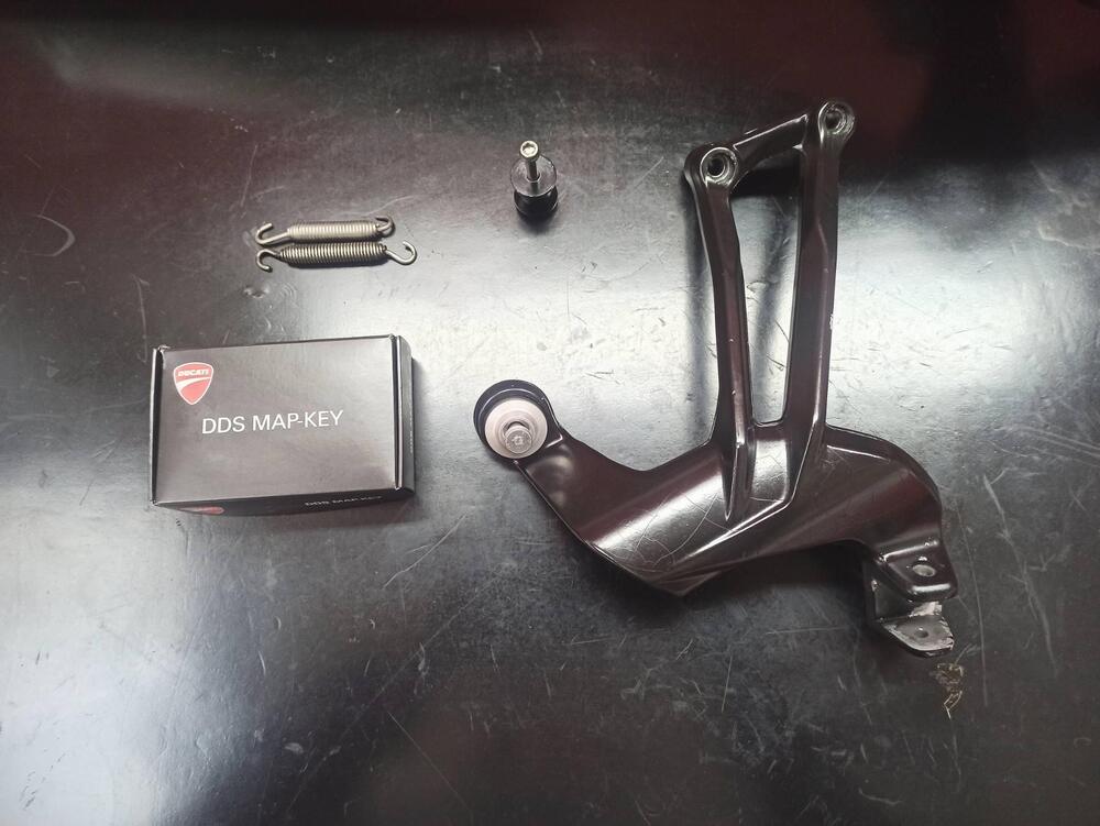 Kit scarico completo Termignoni in Titanio per duc (3)