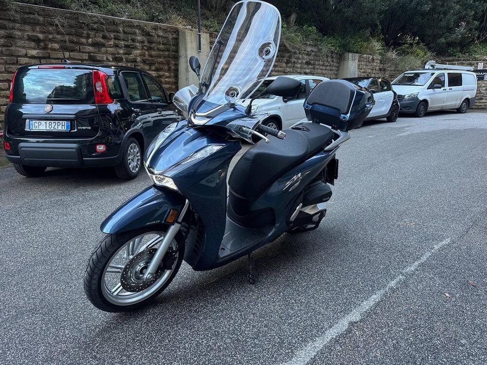 Honda SH 350 (2021 - 24) (5)