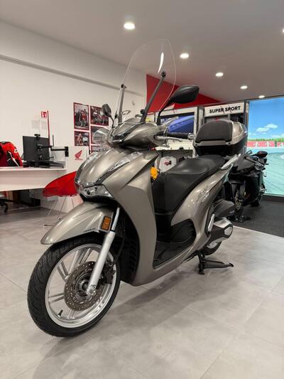 Honda SH 350 (2021 - 24) usata