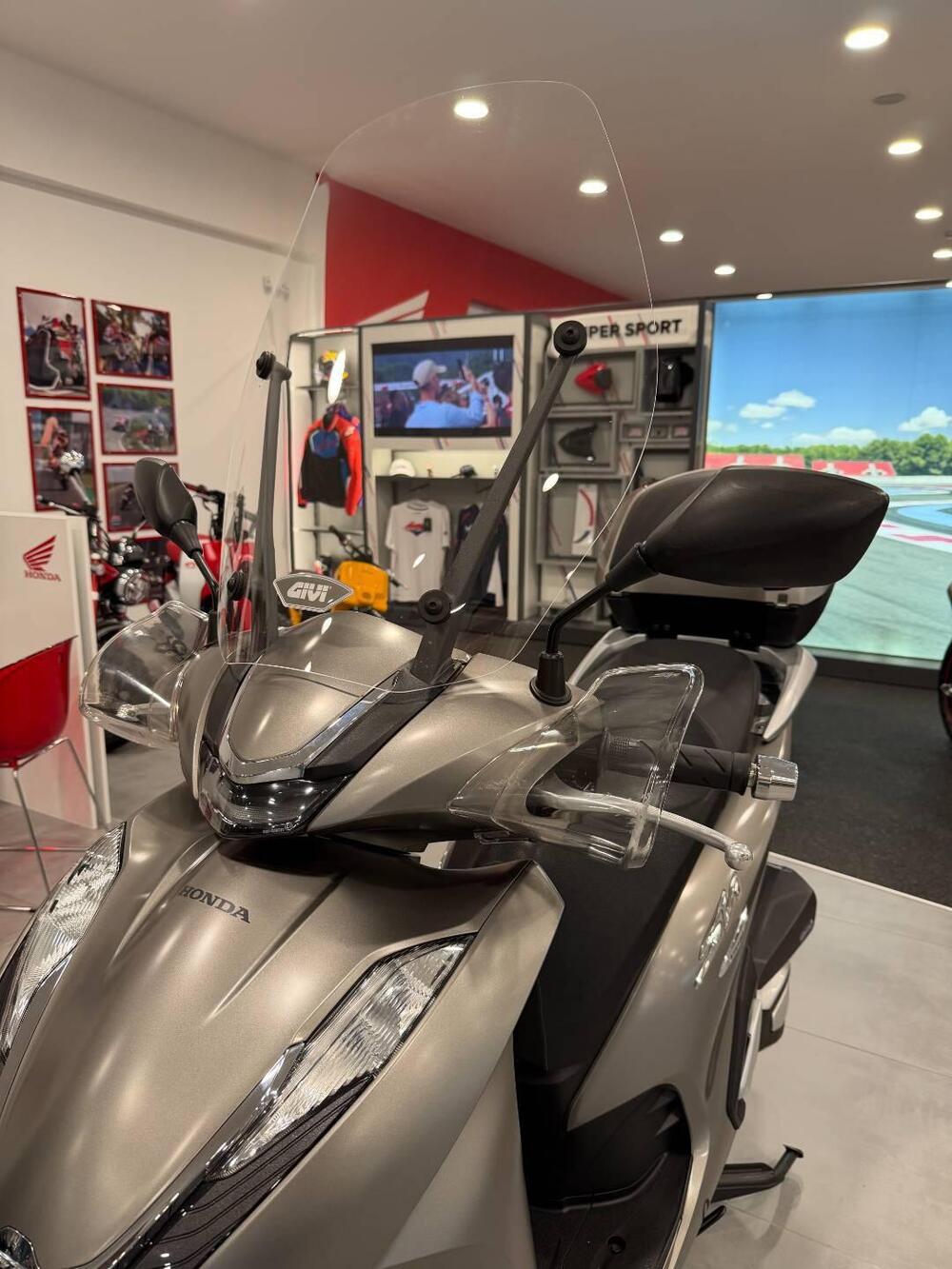 Honda SH 350 (2021 - 24) (2)